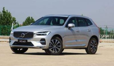 沃尔沃xc60报价及图片 2022款裸车价31万(搭载2.0T四缸发动机)